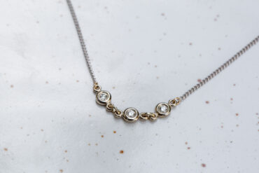 14K White Gold Necklace set with 0.20 ct Diamonds