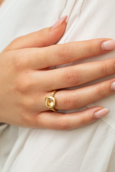 18K Gold Ring, Morganite, Cognac Diamonds - Image 3