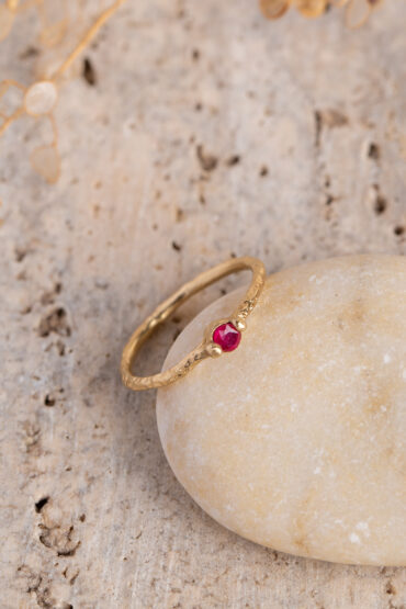 14K Gold Ring set with Ruby Stone - Image 2