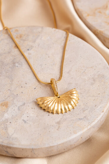 18K Gold Necklace set with 0.06 ct Diamonds - Image 2