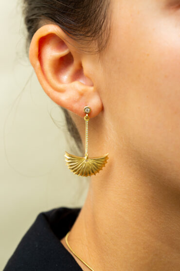 18K Gold Earrings set with 0.24 ct Diamonds - Image 2